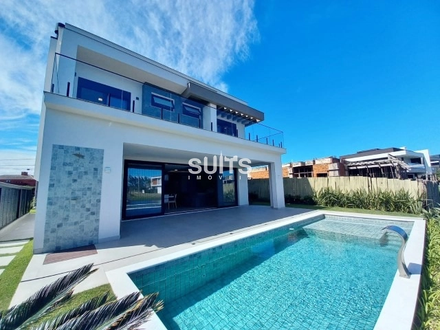 Linda sobrado beira lago em construção no condomínio Celebration: 41ª foto da galeria de imagens do imóvel