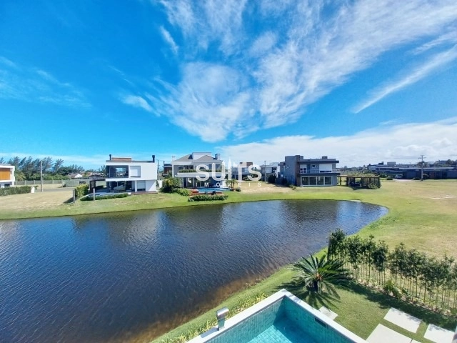 Linda sobrado beira lago em construção no condomínio Celebration: 47ª foto da galeria de imagens do imóvel