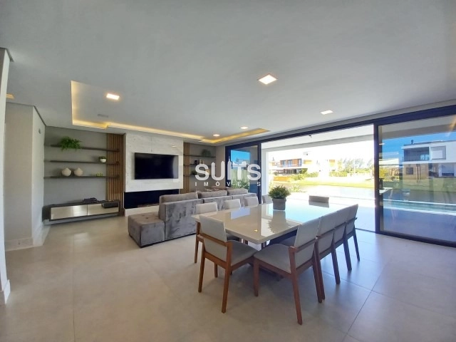 Linda sobrado beira lago em construção no condomínio Celebration: 6ª foto da galeria de imagens do imóvel