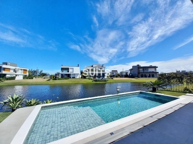 Linda sobrado beira lago em construção no condomínio Celebration: 38ª foto da galeria de imagens do imóvel