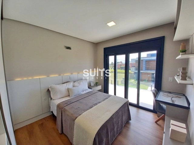 Linda sobrado beira lago em construção no condomínio Celebration: 23ª foto da galeria de imagens do imóvel