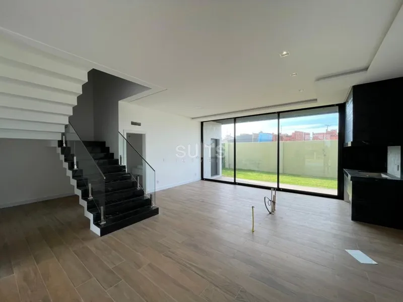 Excelente Sobrado no Condomínio Blue em Xangri-Lá: 4ª foto da galeria de imagens do imóvel