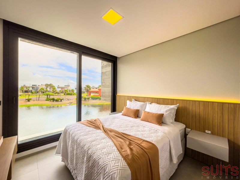 Excelente sobrado beira lago à venda no condomínio Celebration: 30ª foto da galeria de imagens do imóvel