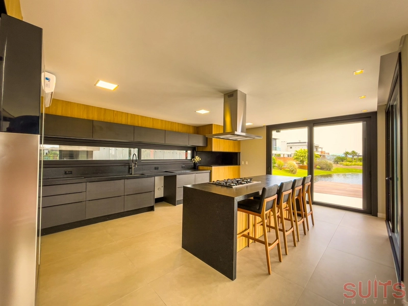 Excelente sobrado beira lago à venda no condomínio Celebration: 10ª foto da galeria de imagens do imóvel