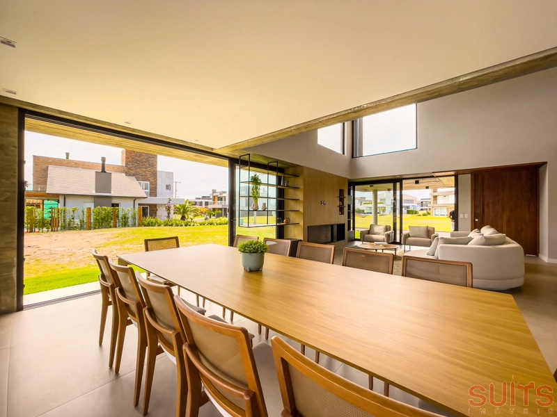 Excelente sobrado beira lago à venda no condomínio Celebration: 8ª foto da galeria de imagens do imóvel