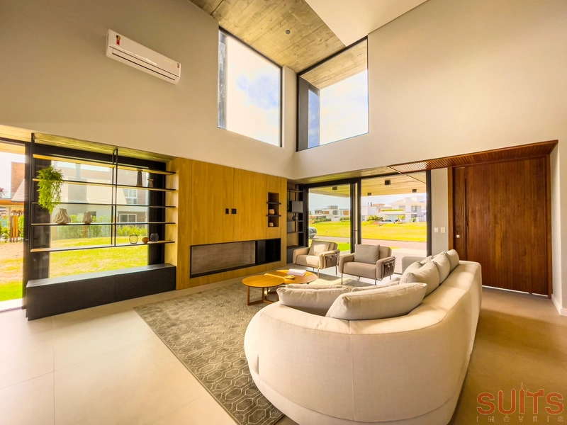 Excelente sobrado beira lago à venda no condomínio Celebration: 4ª foto da galeria de imagens do imóvel