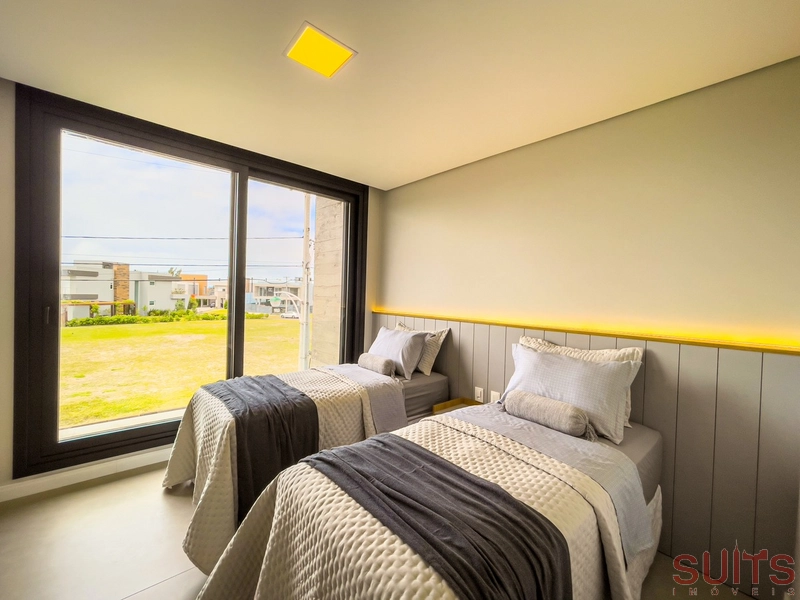 Excelente sobrado beira lago à venda no condomínio Celebration: 37ª foto da galeria de imagens do imóvel