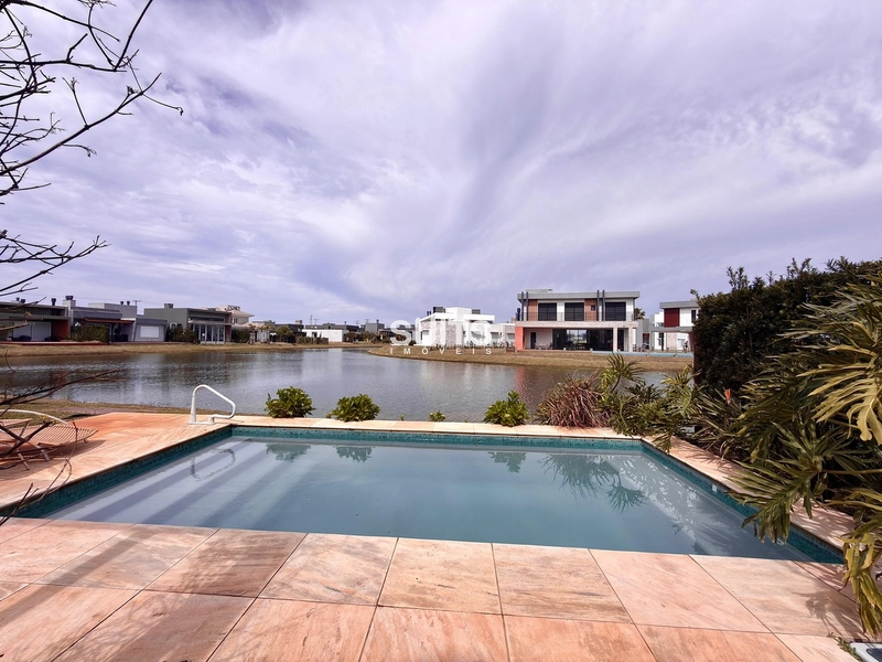 Excelente casa térrea à venda no condomínio Riviera: 34ª foto da galeria de imagens do imóvel