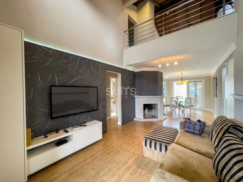 Excelente sobrado em localização privilegiada na praia de Noiva do Mar: 2ª foto da galeria de imagens do imóvel