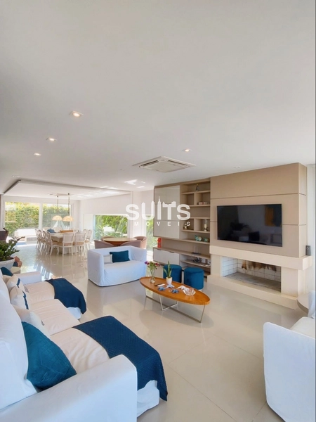 Mansão em Condomínio Beira Mar em Xangri-Lá: 1ª foto da galeria de imagens do imóvel