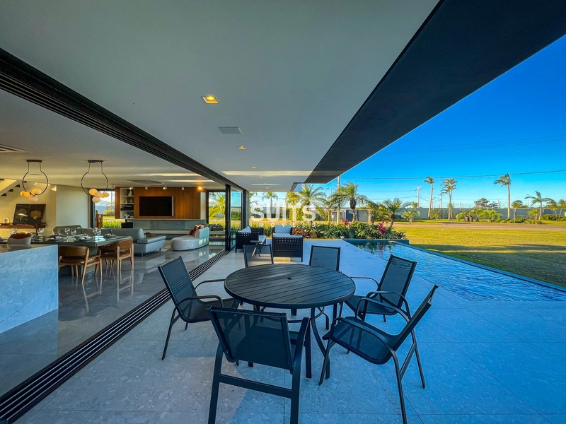 Excelente mansão com fundos para área verde no cond. Sense: 52ª foto da galeria de imagens do imóvel