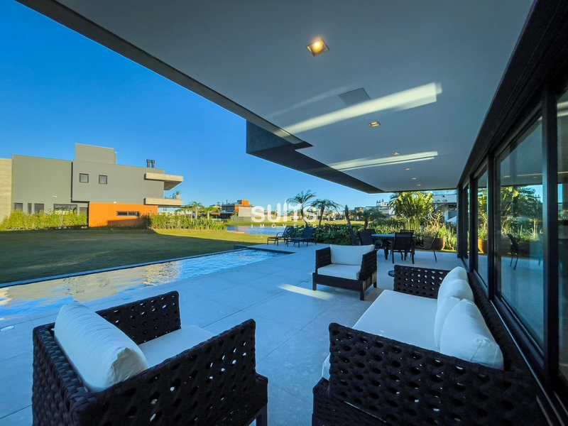 Excelente mansão com fundos para área verde no cond. Sense: 53ª foto da galeria de imagens do imóvel