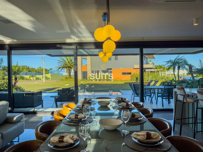 Excelente mansão com fundos para área verde no cond. Sense: 18ª foto da galeria de imagens do imóvel