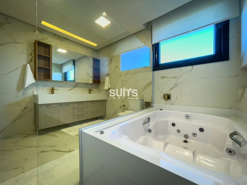 Excelente mansão com fundos para área verde no cond. Sense: 50ª foto da galeria de imagens do imóvel