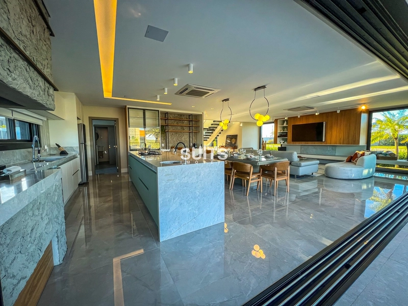 Excelente mansão com fundos para área verde no cond. Sense: 21ª foto da galeria de imagens do imóvel