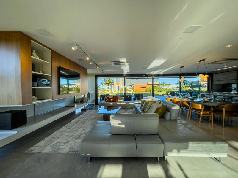 Excelente mansão com fundos para área verde no cond. Sense: 7ª foto da galeria de imagens do imóvel