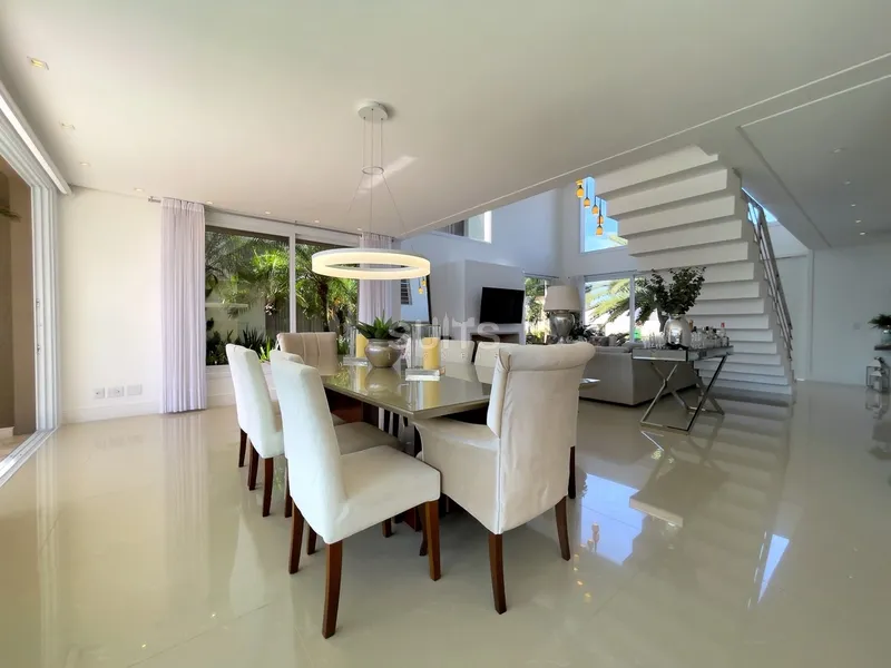 Lindo sobrado no condomínio Malibu: 10ª foto da galeria de imagens do imóvel