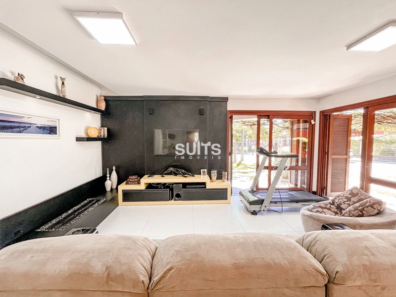 Lindo sobrado  em Atlântida: 15ª foto da galeria de imagens do imóvel