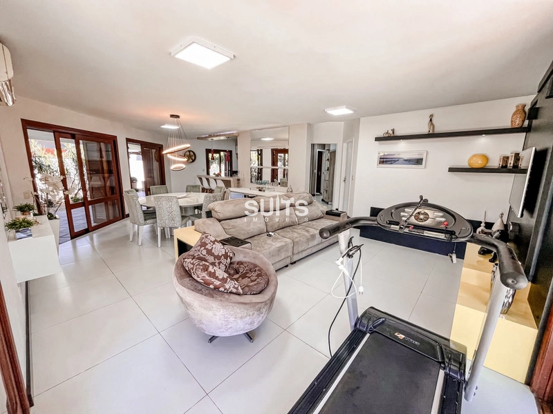 Lindo sobrado  em Atlântida: 13ª foto da galeria de imagens do imóvel