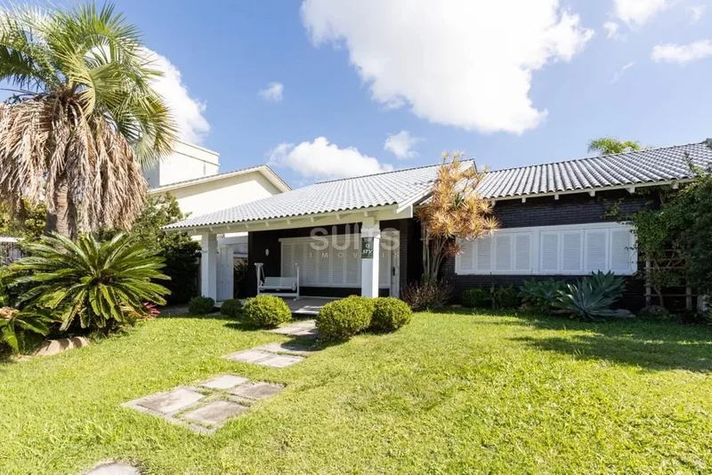 Ótima casa à venda na praia de Atlântida em Xangri-Lá: 1ª foto da galeria de imagens do imóvel