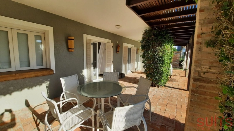 Linda casa estilo Americana Térrea no Condomínio Atlântico: 3ª foto da galeria de imagens do imóvel