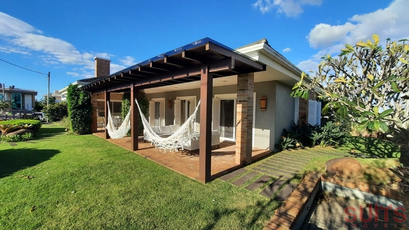 Linda casa estilo Americana Térrea no Condomínio Atlântico: 29ª foto da galeria de imagens do imóvel