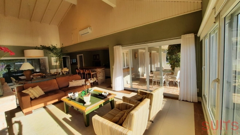 Linda casa estilo Americana Térrea no Condomínio Atlântico: 7ª foto da galeria de imagens do imóvel