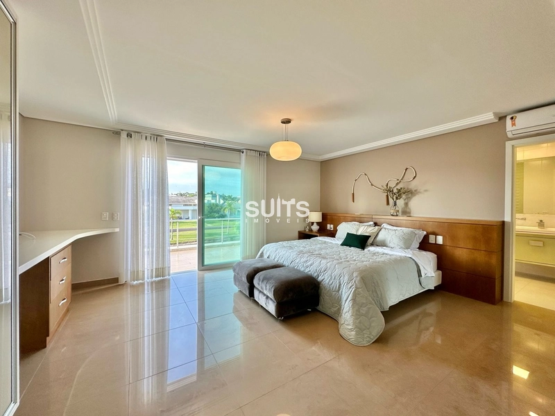 Linda Mansão beira lago no condominio Ilhas Park: 22ª foto da galeria de imagens do imóvel