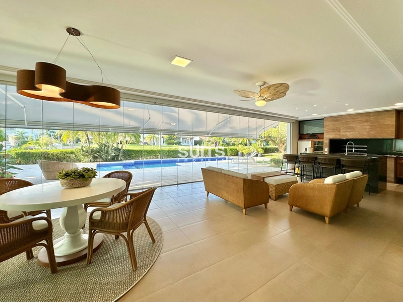 Linda Mansão beira lago no condominio Ilhas Park: 8ª foto da galeria de imagens do imóvel