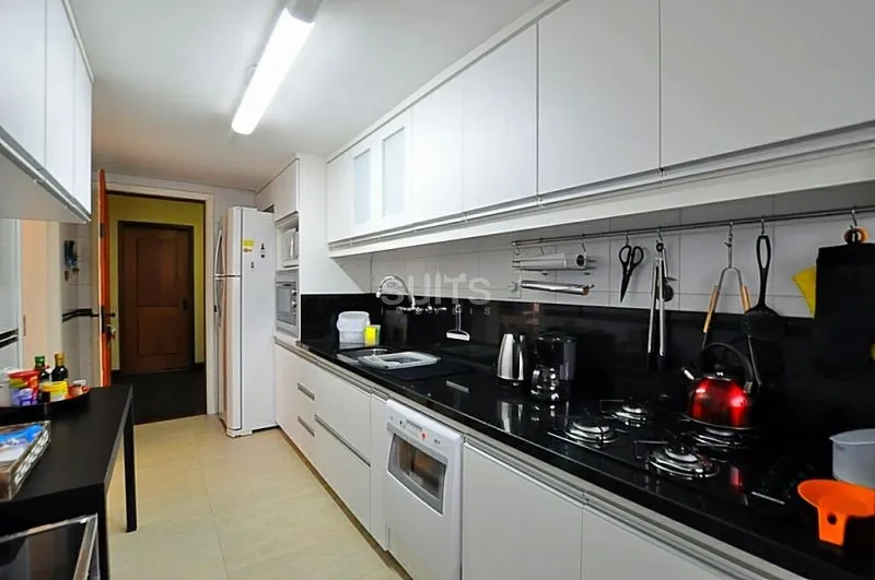 Amplo apartamento na Avenida Central de Atlântida: 9ª foto da galeria de imagens do imóvel