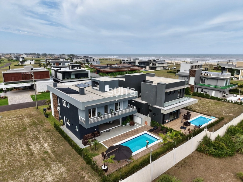 Excelente sobrado á venda no Condomínio Costa Serena: 4ª foto da galeria de imagens do imóvel