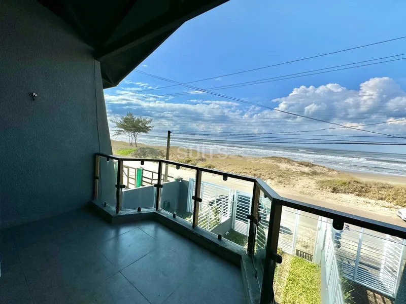 Duplex Beira Mar na Praia de Atlantida Sul: 2ª foto da galeria de imagens do imóvel
