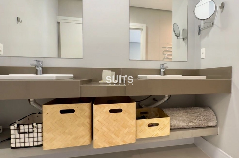 Incrível mansão de esquina próxima ao mar na praia de Atlãntida: 66ª foto da galeria de imagens do imóvel