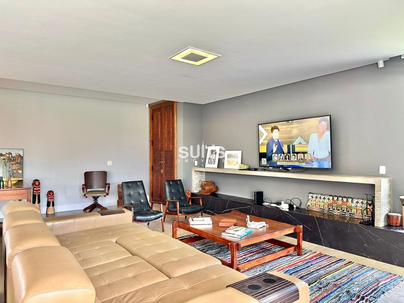 Incrível mansão de esquina próxima ao mar na praia de Atlãntida: 13ª foto da galeria de imagens do imóvel