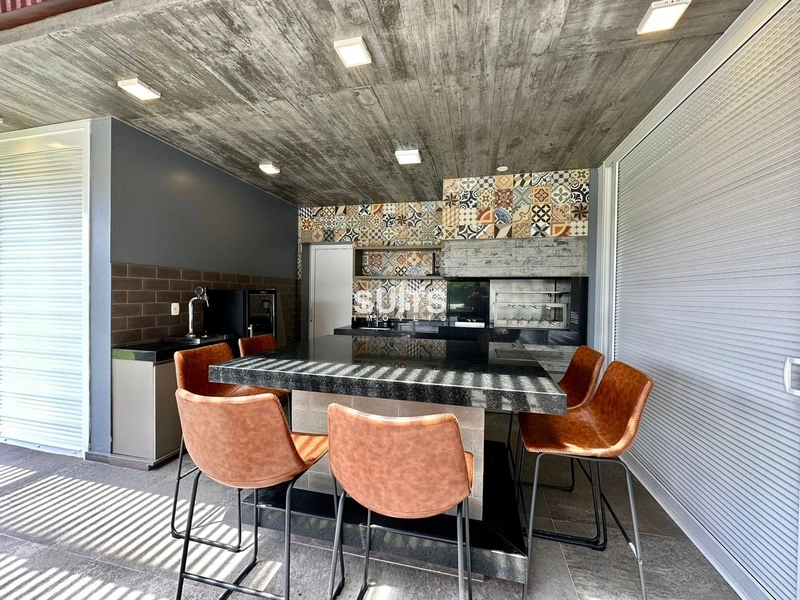 Incrível mansão de esquina próxima ao mar na praia de Atlãntida: 10ª foto da galeria de imagens do imóvel