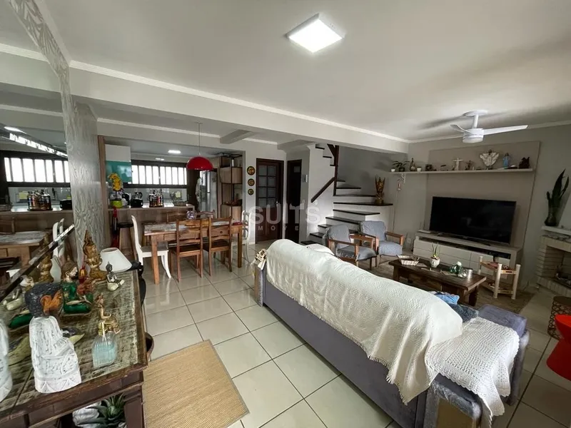 Incrível duplex próximo do mar no Centro de Xangri-Lá: 3ª foto da galeria de imagens do imóvel