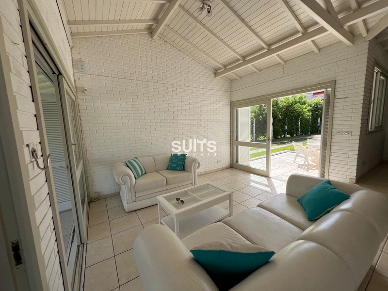 Ótima casa à poucos metros do mar em Atlântida: 6ª foto da galeria de imagens do imóvel