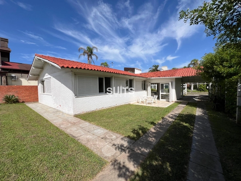 Ótima casa à poucos metros do mar em Atlântida: 20ª foto da galeria de imagens do imóvel