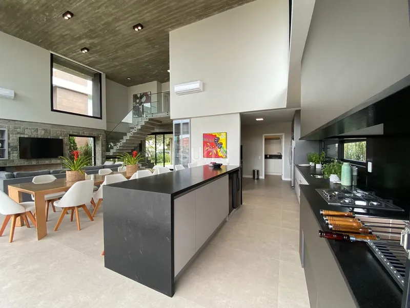 Lindo sobrado à venda no condomínio beira mar Playa Vista: 10ª foto da galeria de imagens do imóvel