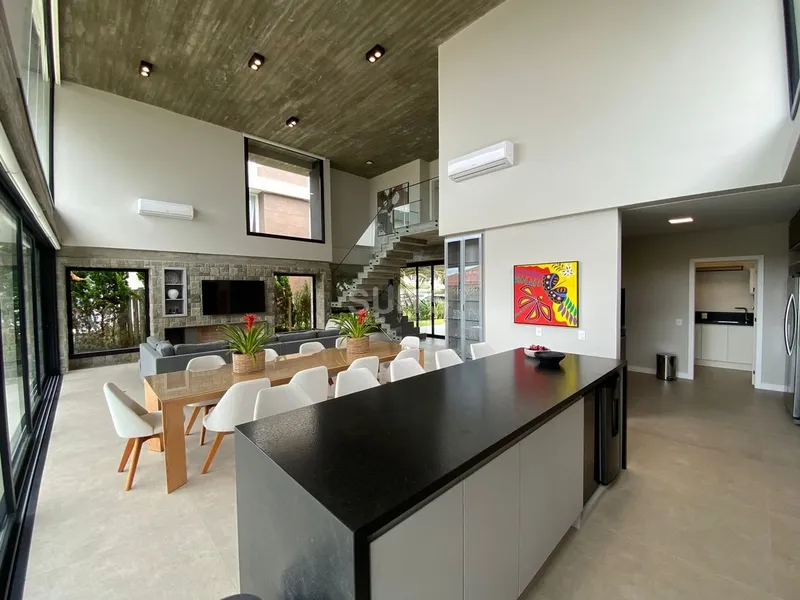 Lindo sobrado à venda no condomínio beira mar Playa Vista: 8ª foto da galeria de imagens do imóvel