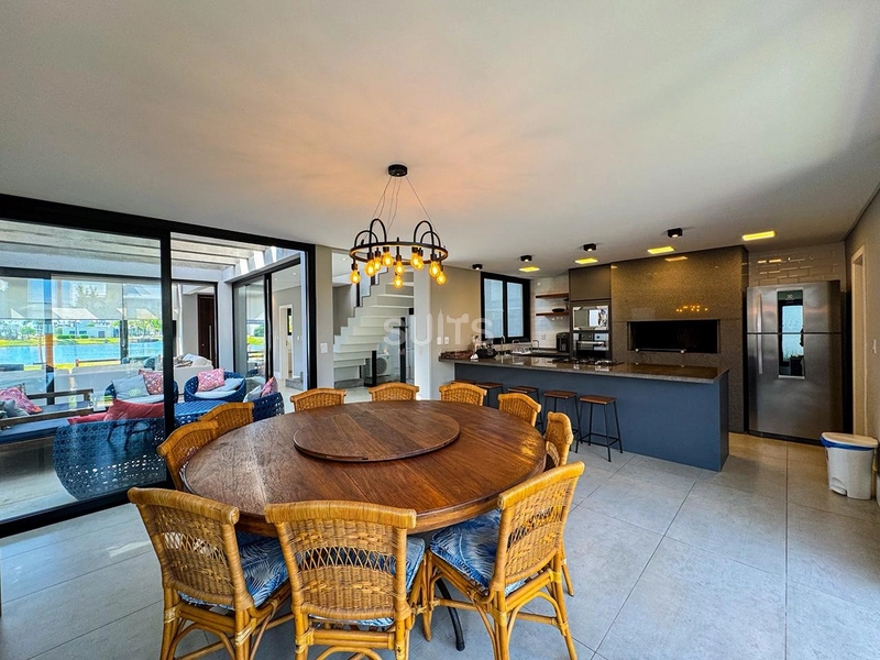 Excelente sobrado de frente para o lago no Condomínio Blue: 12ª foto da galeria de imagens do imóvel