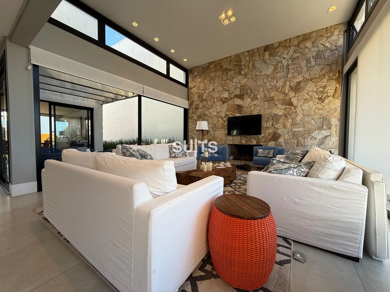 Excelente sobrado de frente para o lago no Condomínio Blue: 9ª foto da galeria de imagens do imóvel