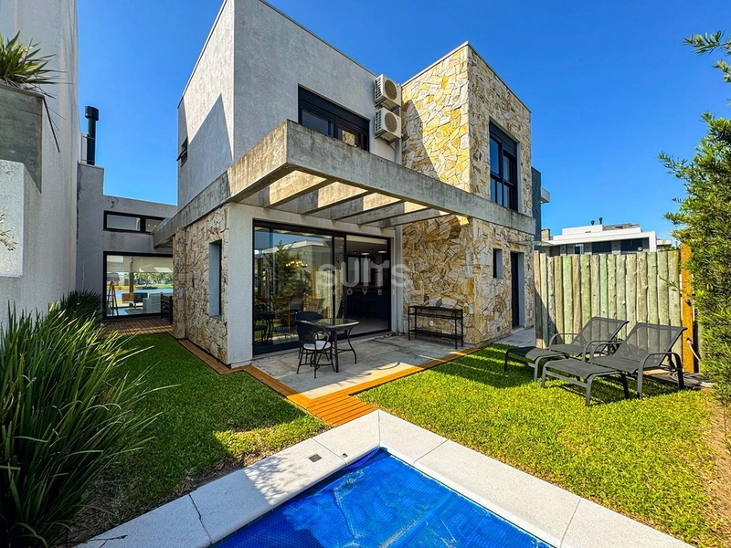 Excelente sobrado de frente para o lago no Condomínio Blue: 19ª foto da galeria de imagens do imóvel