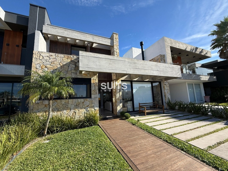 Excelente sobrado de frente para o lago no Condomínio Blue: 3ª foto da galeria de imagens do imóvel