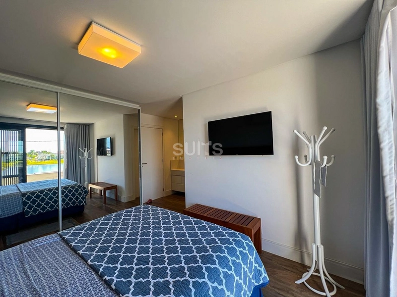 Excelente sobrado de frente para o lago no Condomínio Blue: 26ª foto da galeria de imagens do imóvel