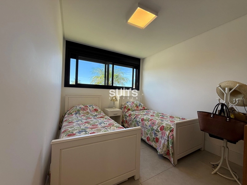 Excelente sobrado de frente para o lago no Condomínio Blue: 22ª foto da galeria de imagens do imóvel