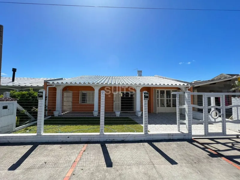 Ótima casa próxima ao mar no Balneário Atlântida Sul: 3ª foto da galeria de imagens do imóvel