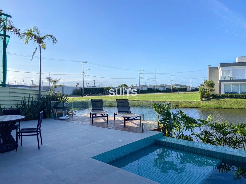 Incrível mansão às margens do lago no condomínio Sense: 43ª foto da galeria de imagens do imóvel