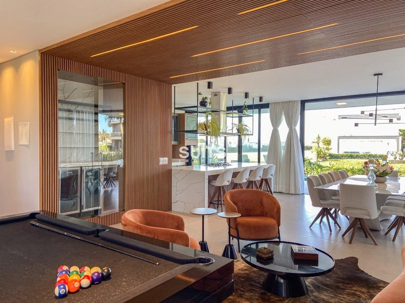 Incrível mansão às margens do lago no condomínio Sense: 13ª foto da galeria de imagens do imóvel