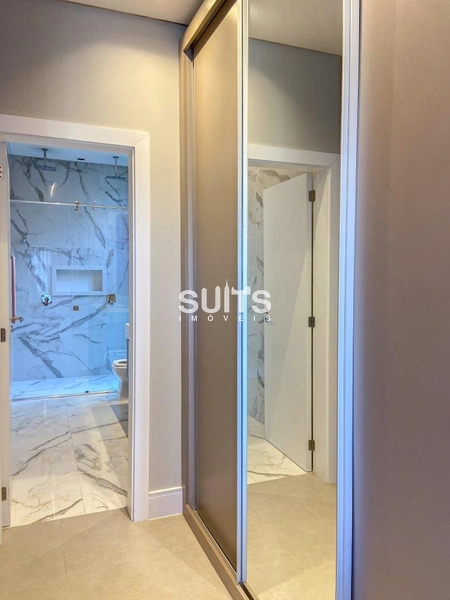 Incrível mansão às margens do lago no condomínio Sense: 35ª foto da galeria de imagens do imóvel